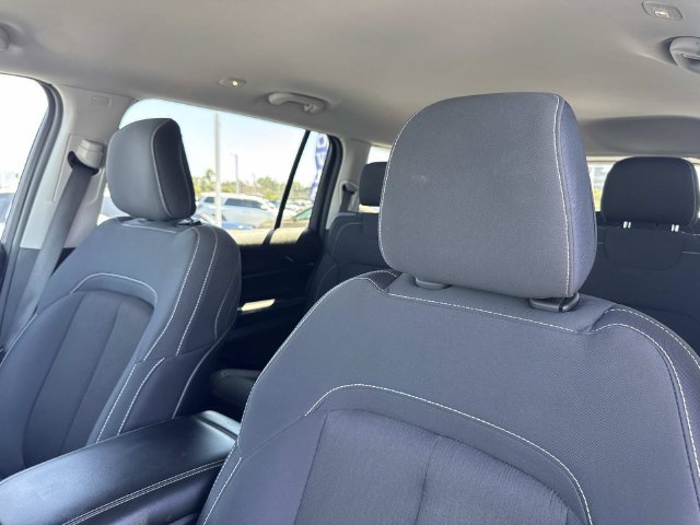 Used 2023 Jeep Grand Cherokee L Laredo AWD/4WD image 26