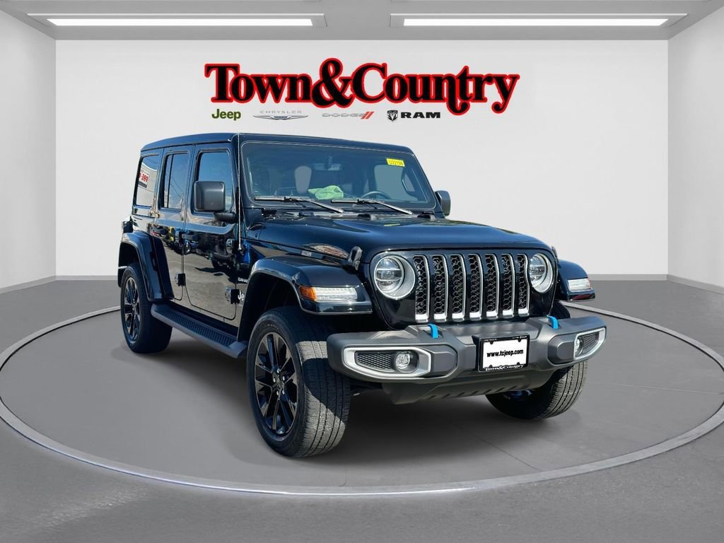 Used 2022 Jeep Wrangler Unlimited Sahara w/ Cold Weather Group image 1
