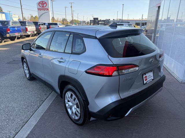Certified 2023 Toyota Corolla Cross L AWD/4WD image 4