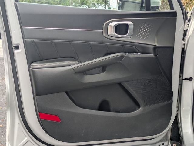 Used 2022 Kia Sorento SX image 9