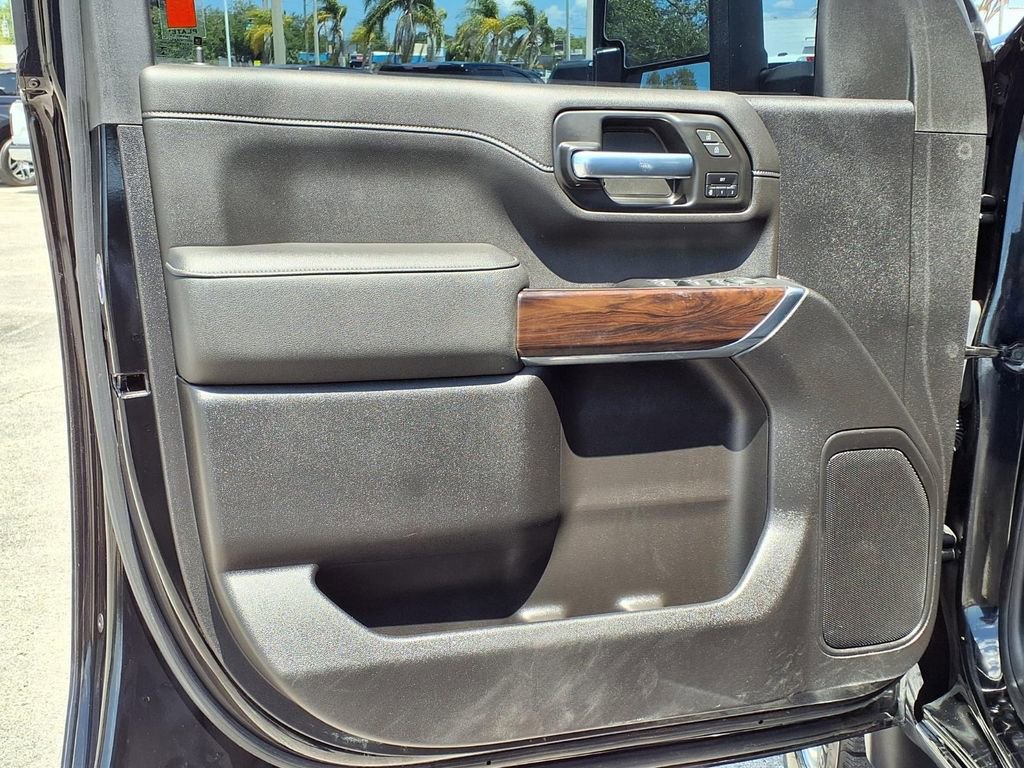 Used 2023 GMC Sierra 2500 SLT w/ SLT Convenience Package AWD/4WD image 29