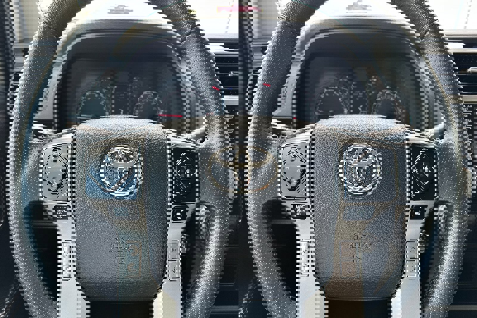 Used 2024 Toyota 4Runner SR5 image 22