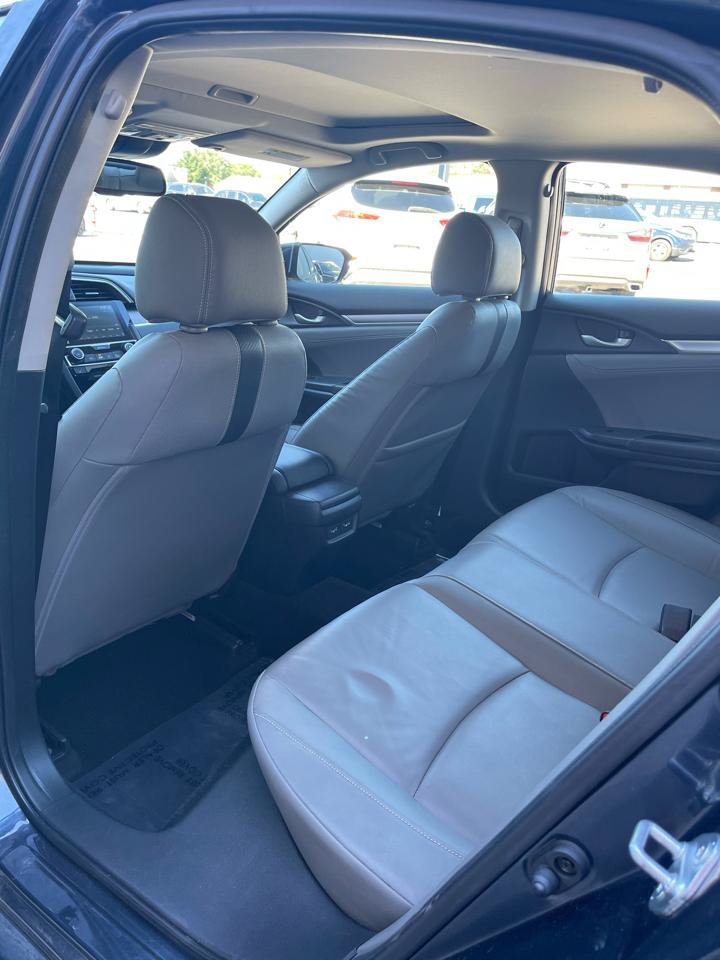 Used 2018 Honda Civic Touring image 14
