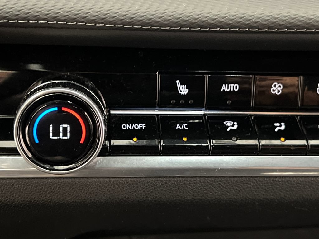 Used 2025 Chevrolet Equinox LT w/ Convenience Package II AWD/4WD image 51