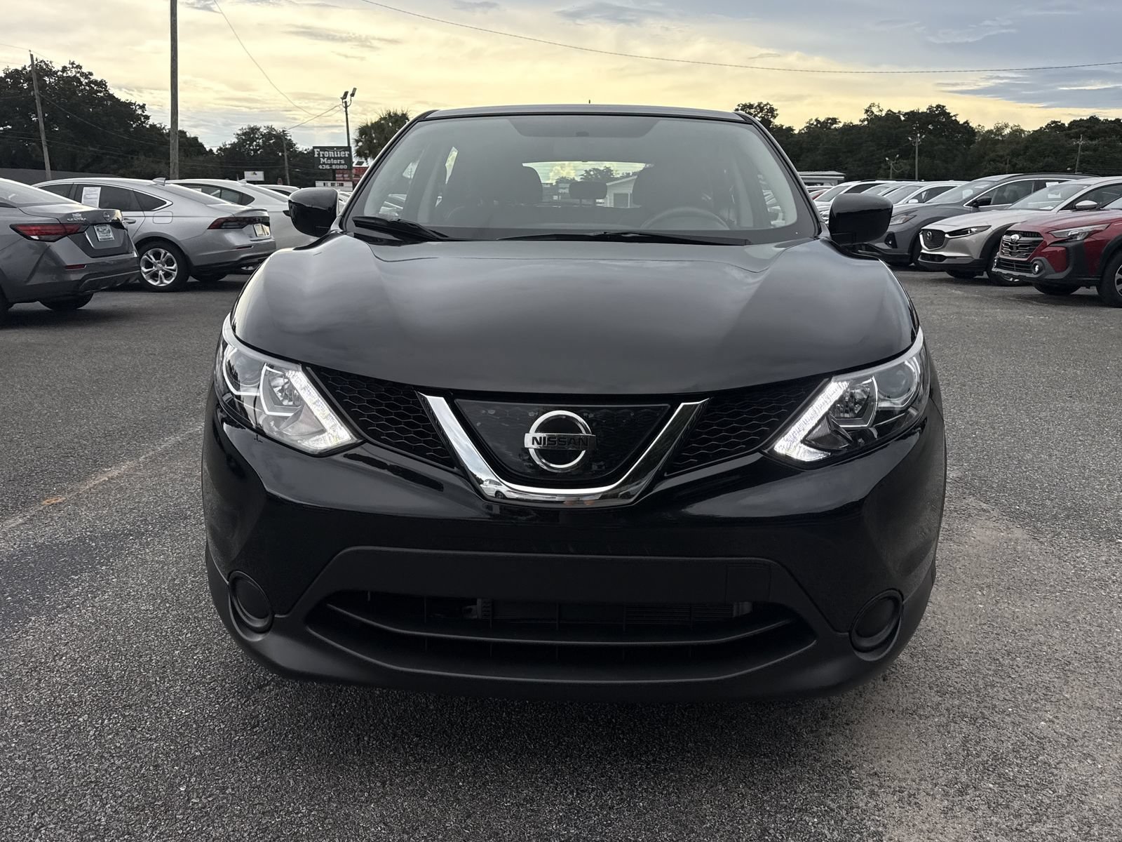 Used 2019 Nissan Rogue Sport S w/ Appearance Package FWD image 8