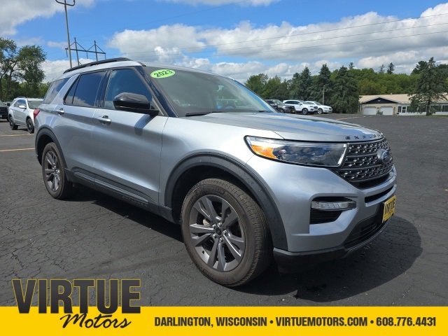 Used 2023 Ford Explorer XLT w/ XLT Sport Appearance Package