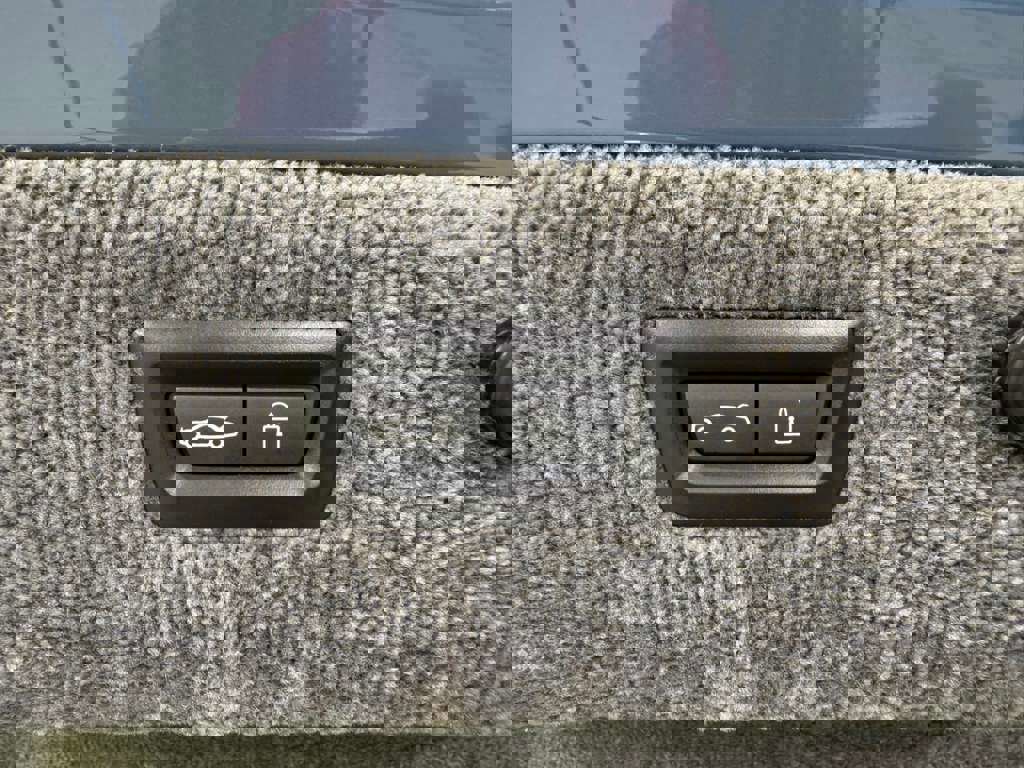 Used 2024 Rolls-Royce Spectre w/ Spectre Launch Package image 39