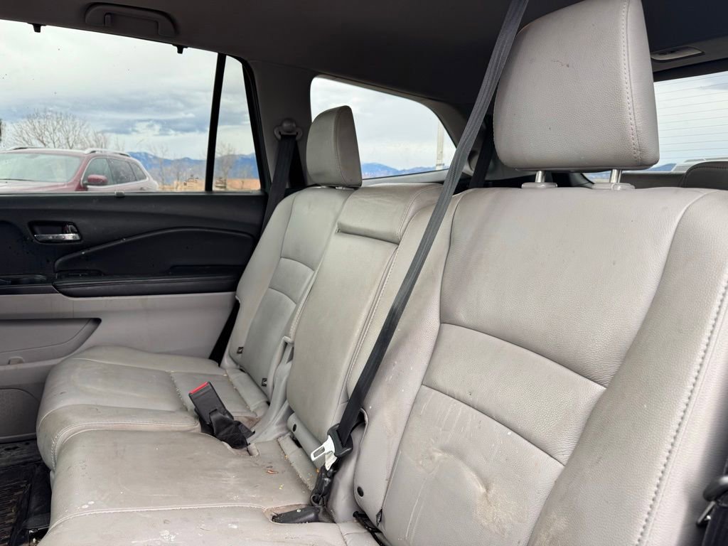 Used 2020 Honda Pilot Touring image 8