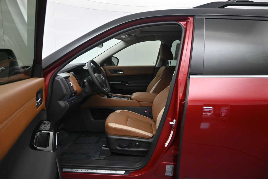 New 2026 Nissan Pathfinder Platinum AWD/4WD image 21