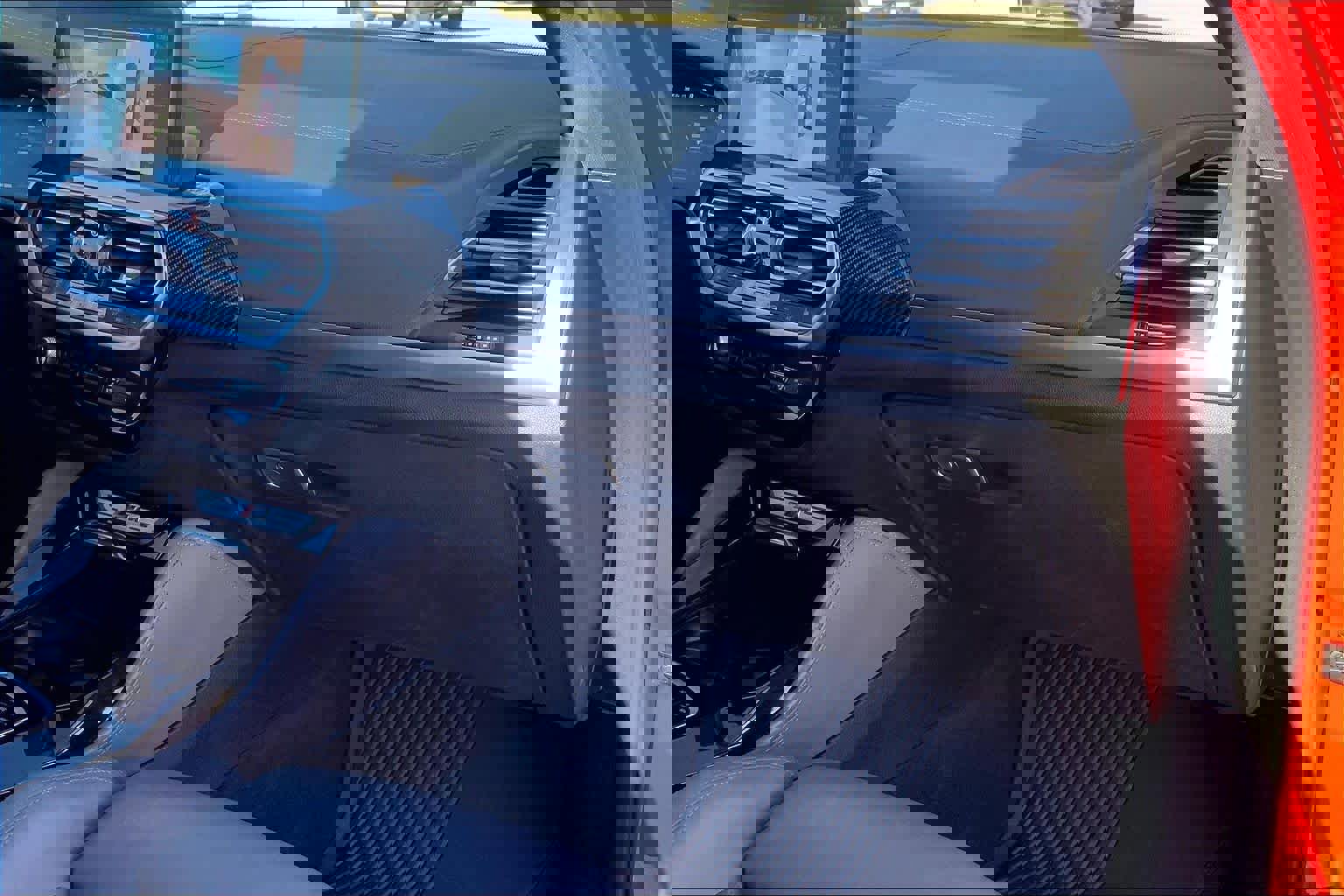 Used 2024 BMW X4 M w/ Executive Package image 35