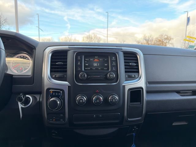 Used 2019 RAM 1500 Classic SLT image 14