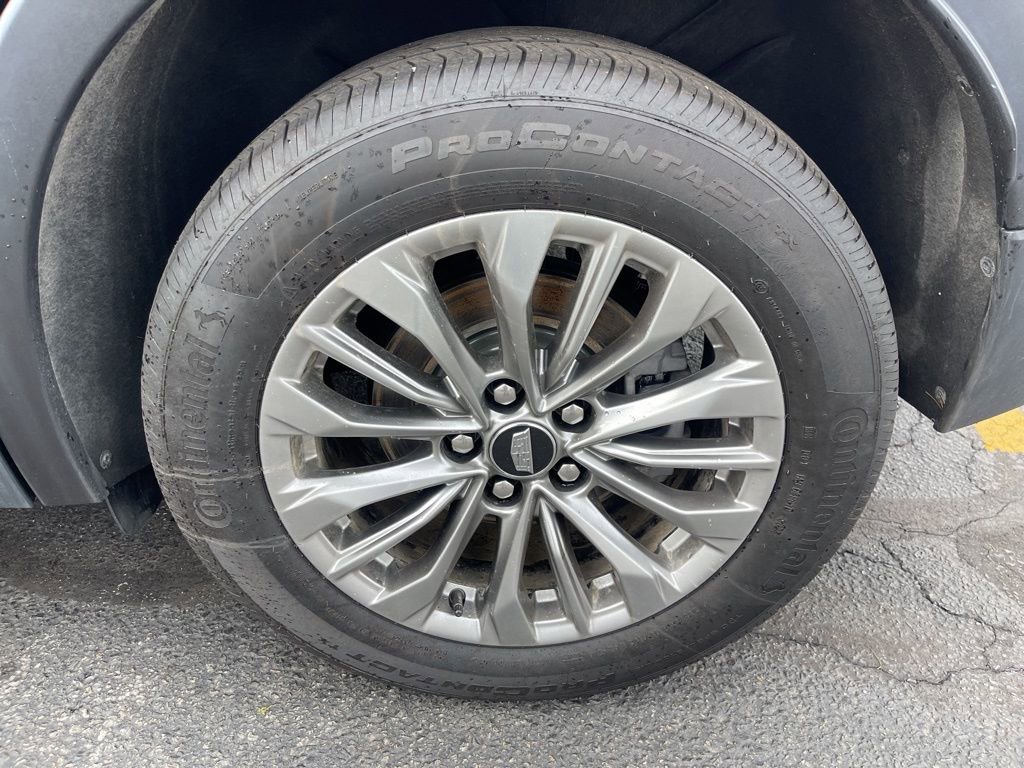 Used 2025 Cadillac XT4 Premium Luxury image 26