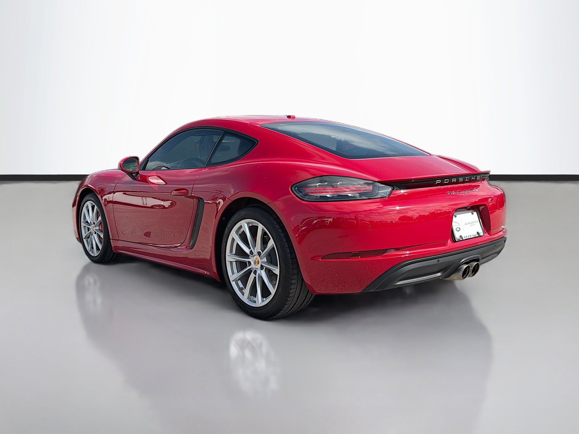 Used 2024 Porsche 718 Cayman S RWD image 3