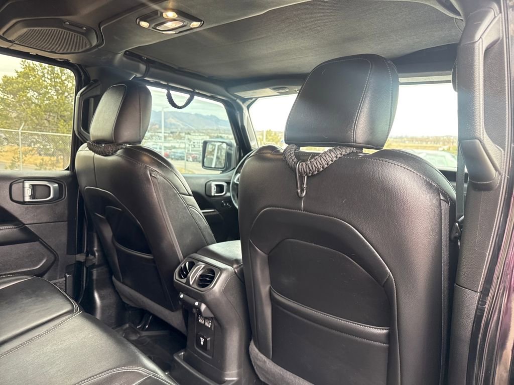 Used 2021 Jeep Wrangler Unlimited Sahara w/ Cold Weather Group image 27