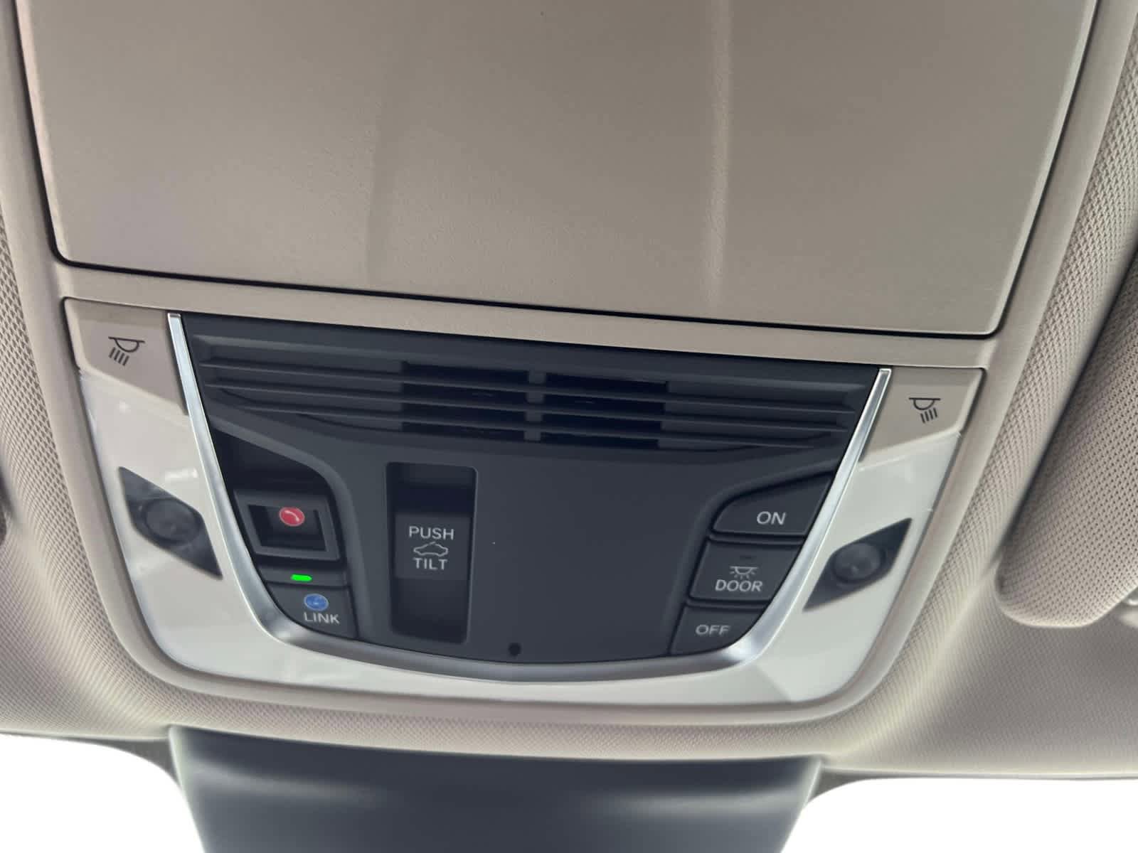 Used 2023 Acura TLX FWD image 31