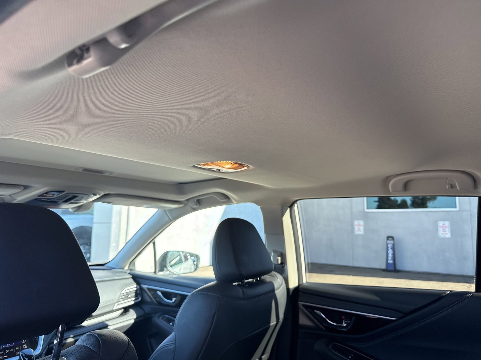 Used 2020 Subaru Outback Limited image 8