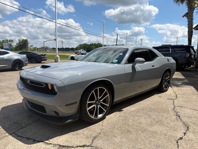 Used 2022 Dodge Challenger R/T w/ Plus Package RWD image 11