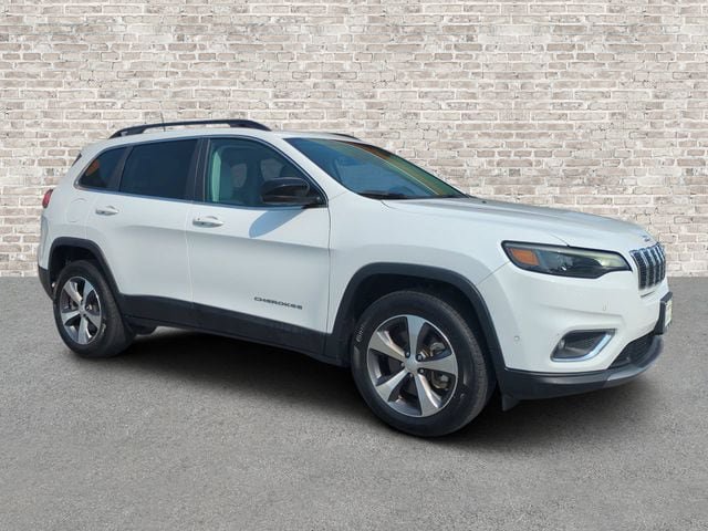 Used 2022 Jeep Cherokee Limited AWD/4WD image 1