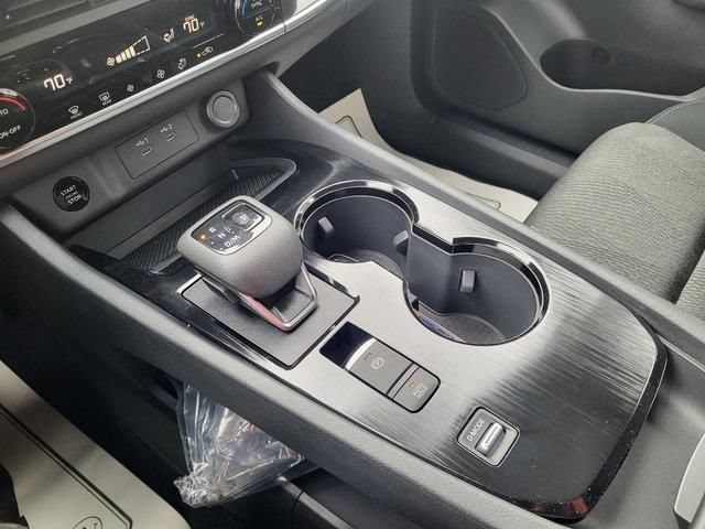 New 2026 Nissan Rogue SV FWD image 21