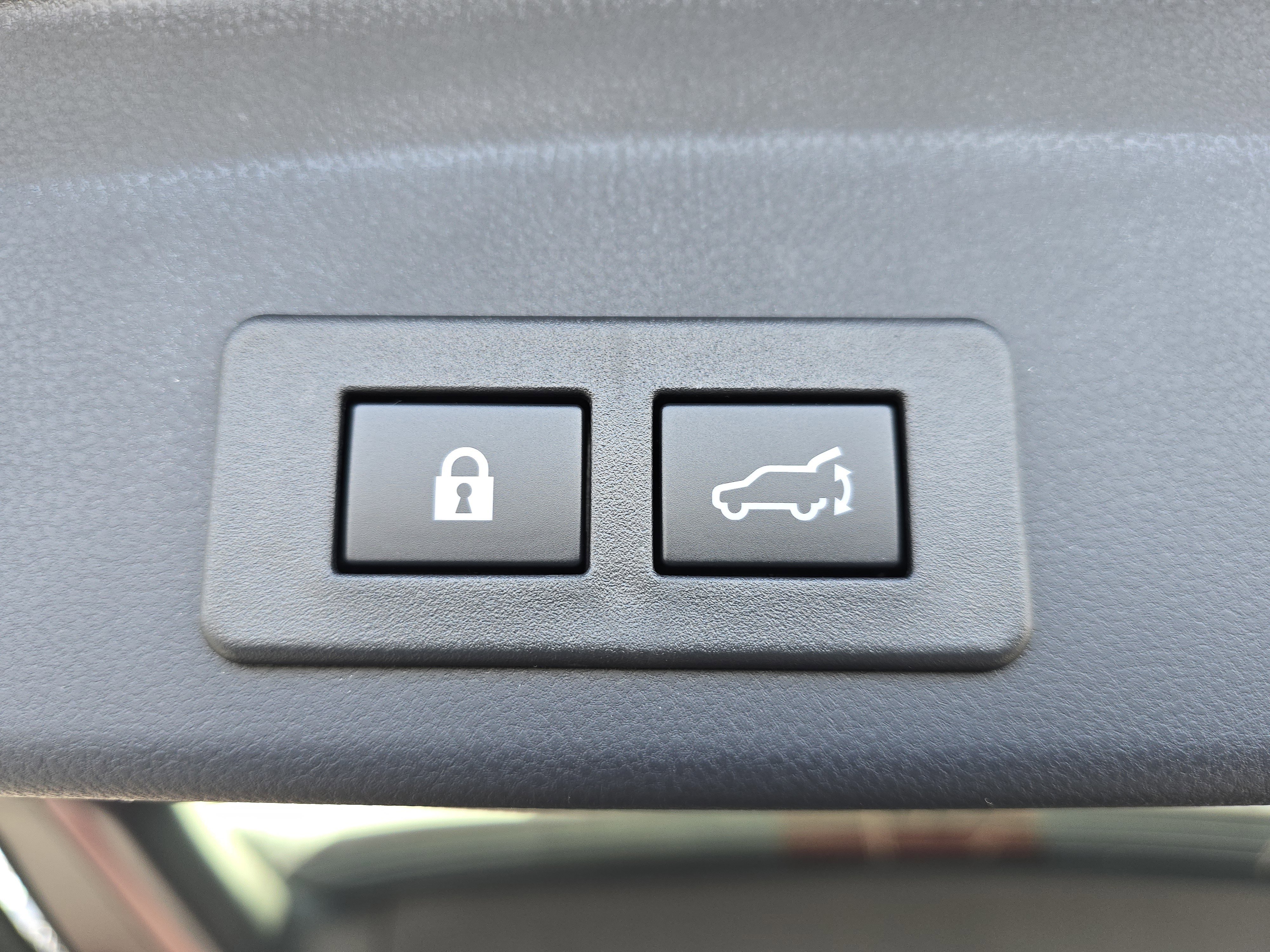 New 2026 Subaru Ascent Limited image 16