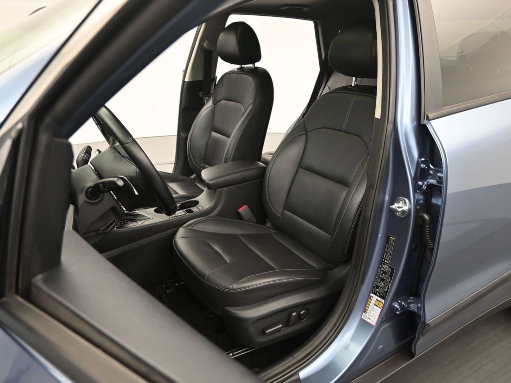 Used 2020 Kia Niro EX Premium image 9