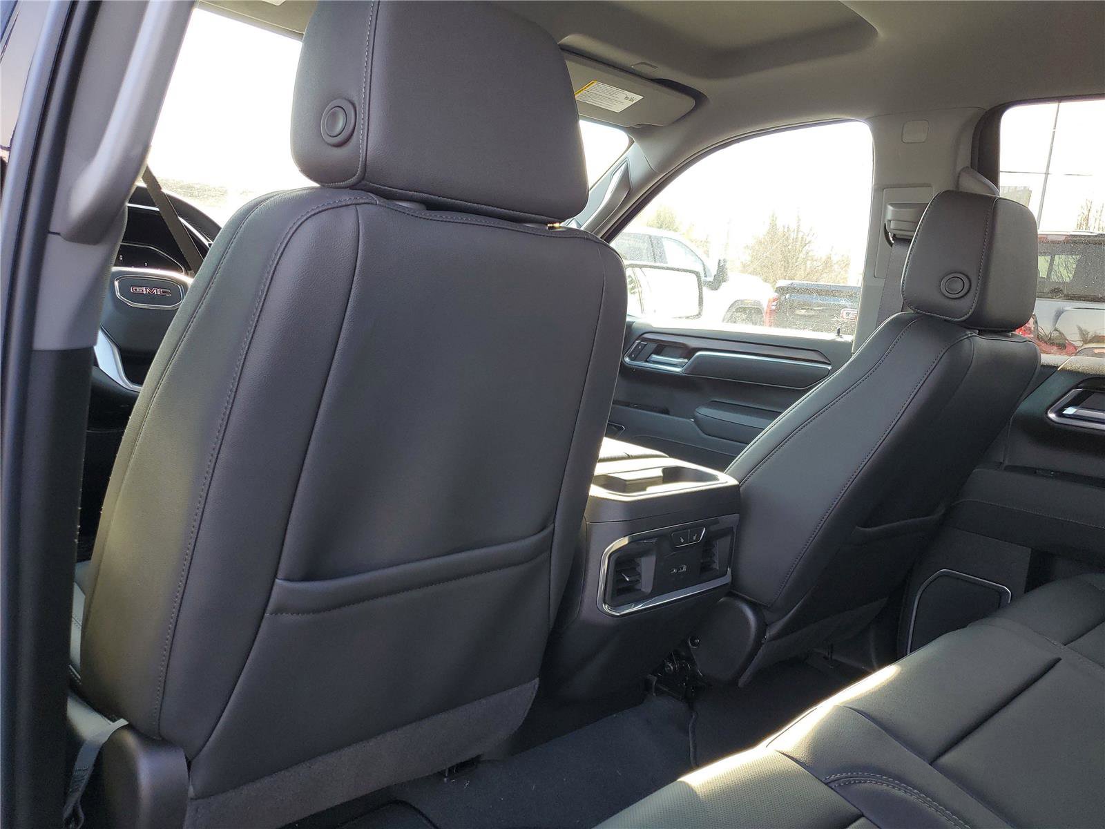 New 2026 GMC Sierra 1500 SLT w/ SLT Premium Package image 12