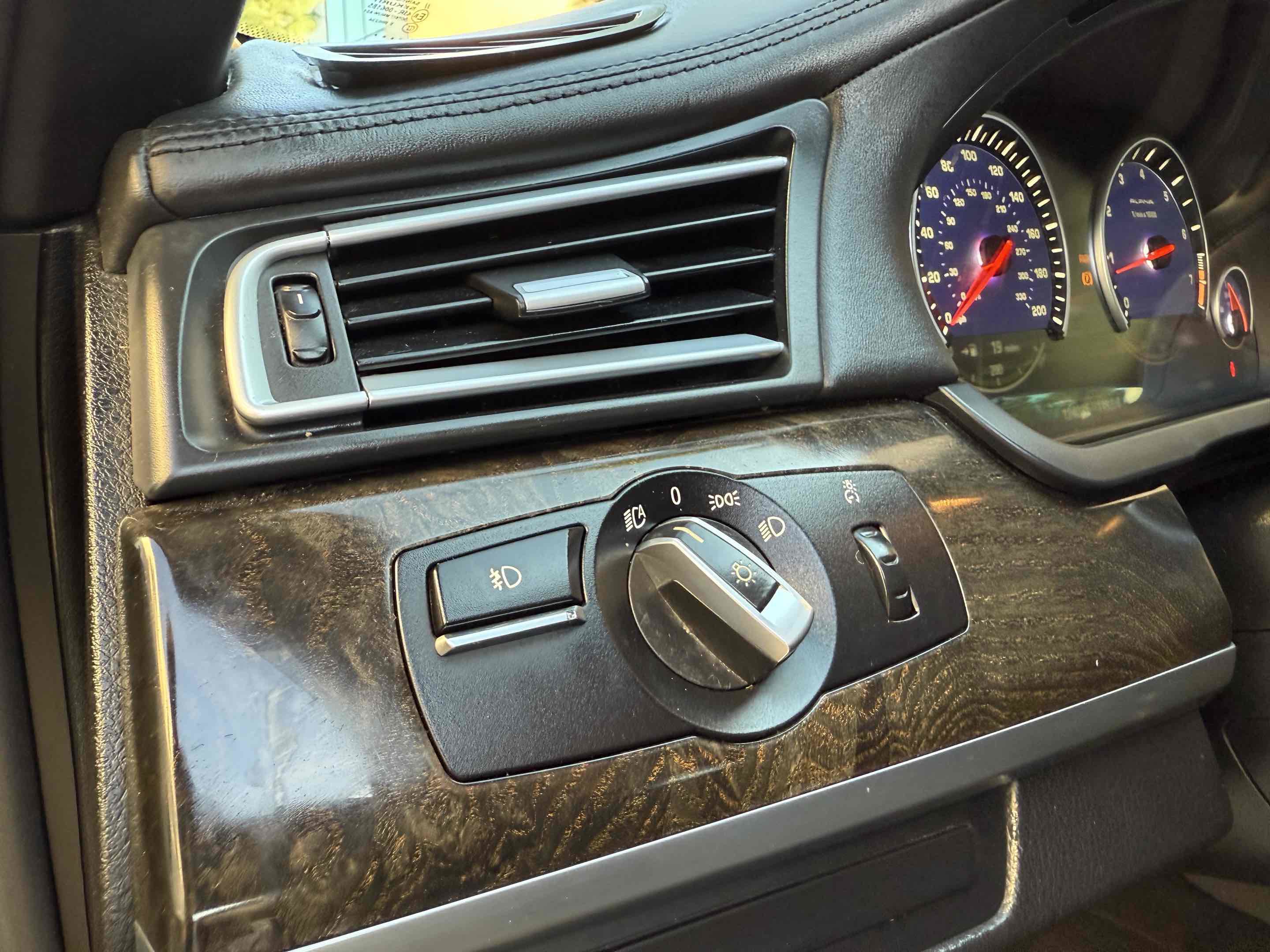 Used 2012 BMW ALPINA B7 image 57