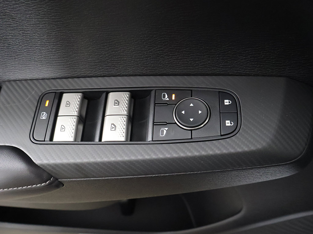 New 2026 Mitsubishi Outlander LE AWD/4WD image 36