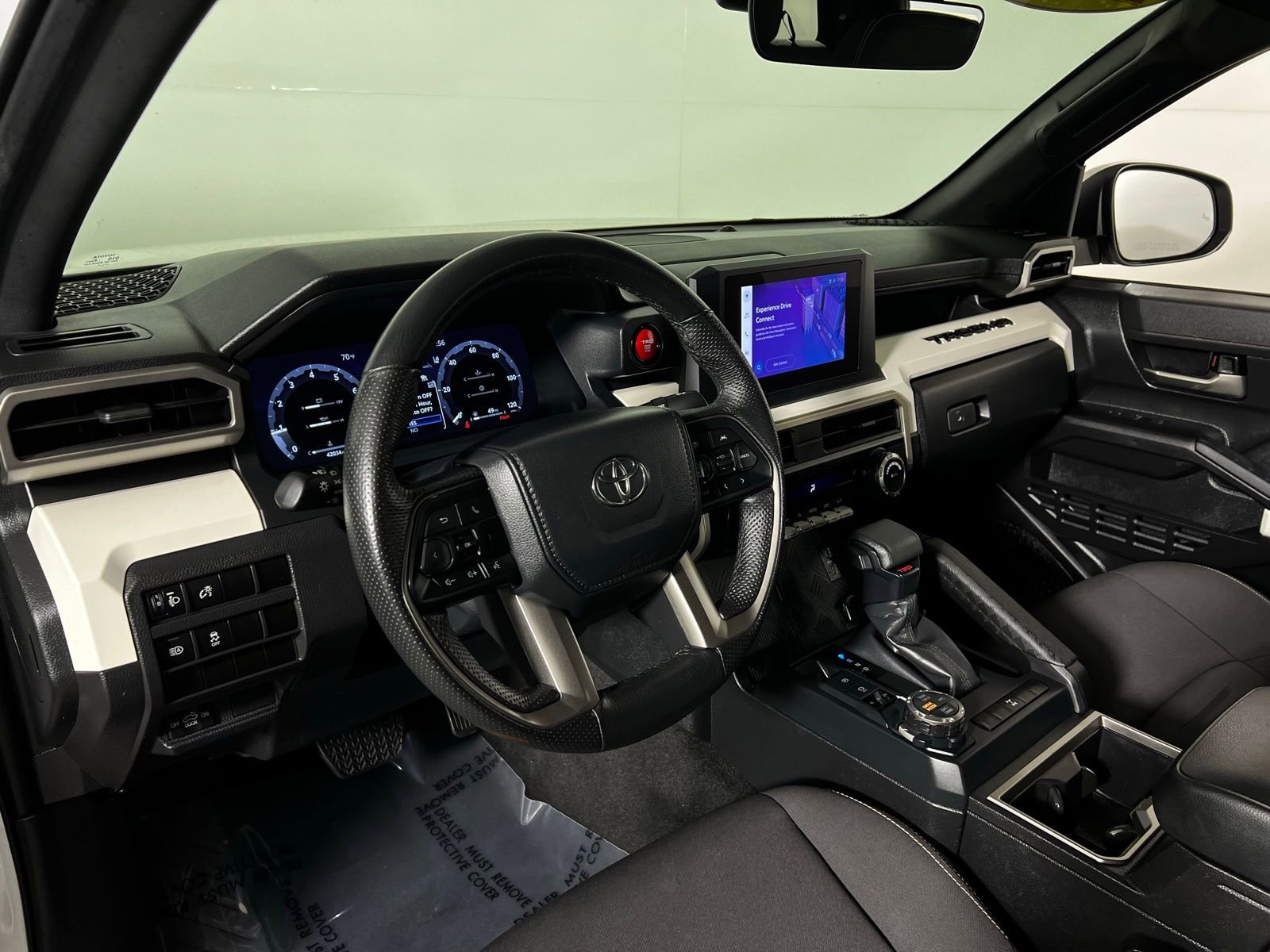 Certified 2024 Toyota Tacoma TRD Off-Road image 12