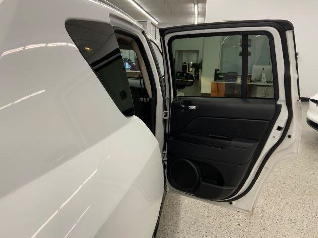 Used 2015 Jeep Compass Sport w/ Power Value Group AWD/4WD image 27