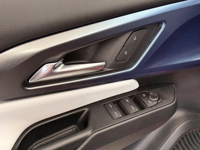 New 2026 Chevrolet Equinox EV LT AWD/4WD image 18