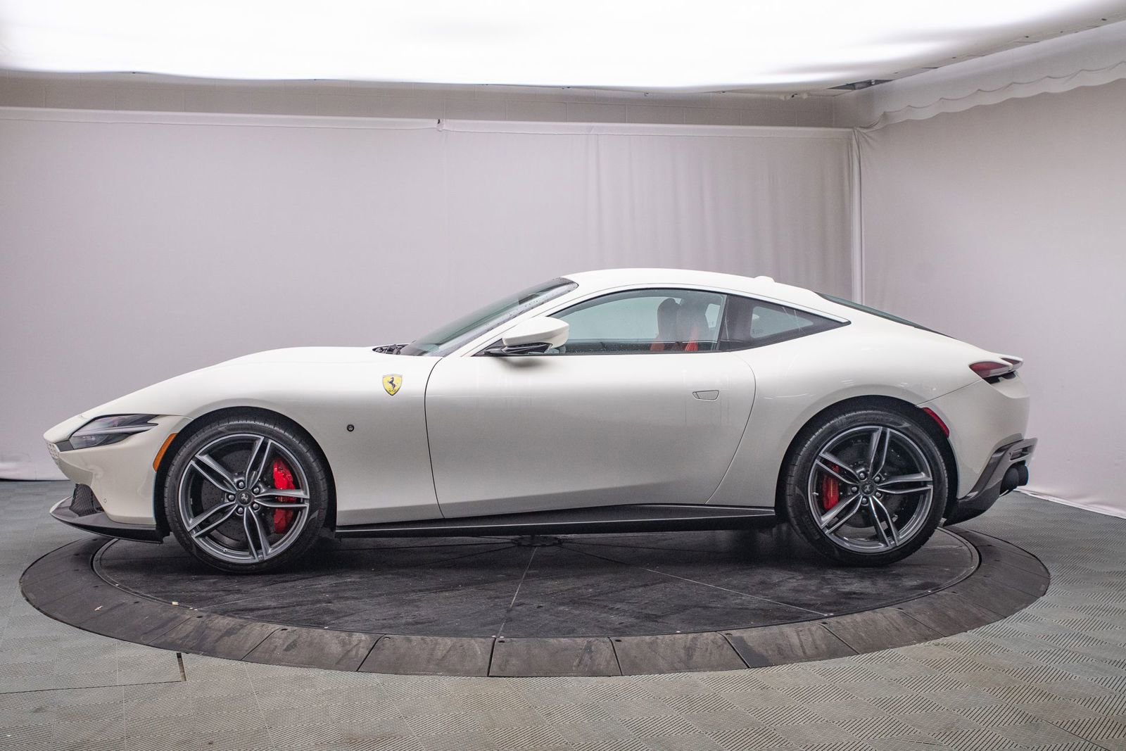 Certified 2024 Ferrari Roma image 7