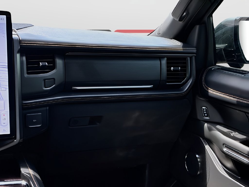 Used 2024 Ford Expedition Max Platinum AWD/4WD image 25