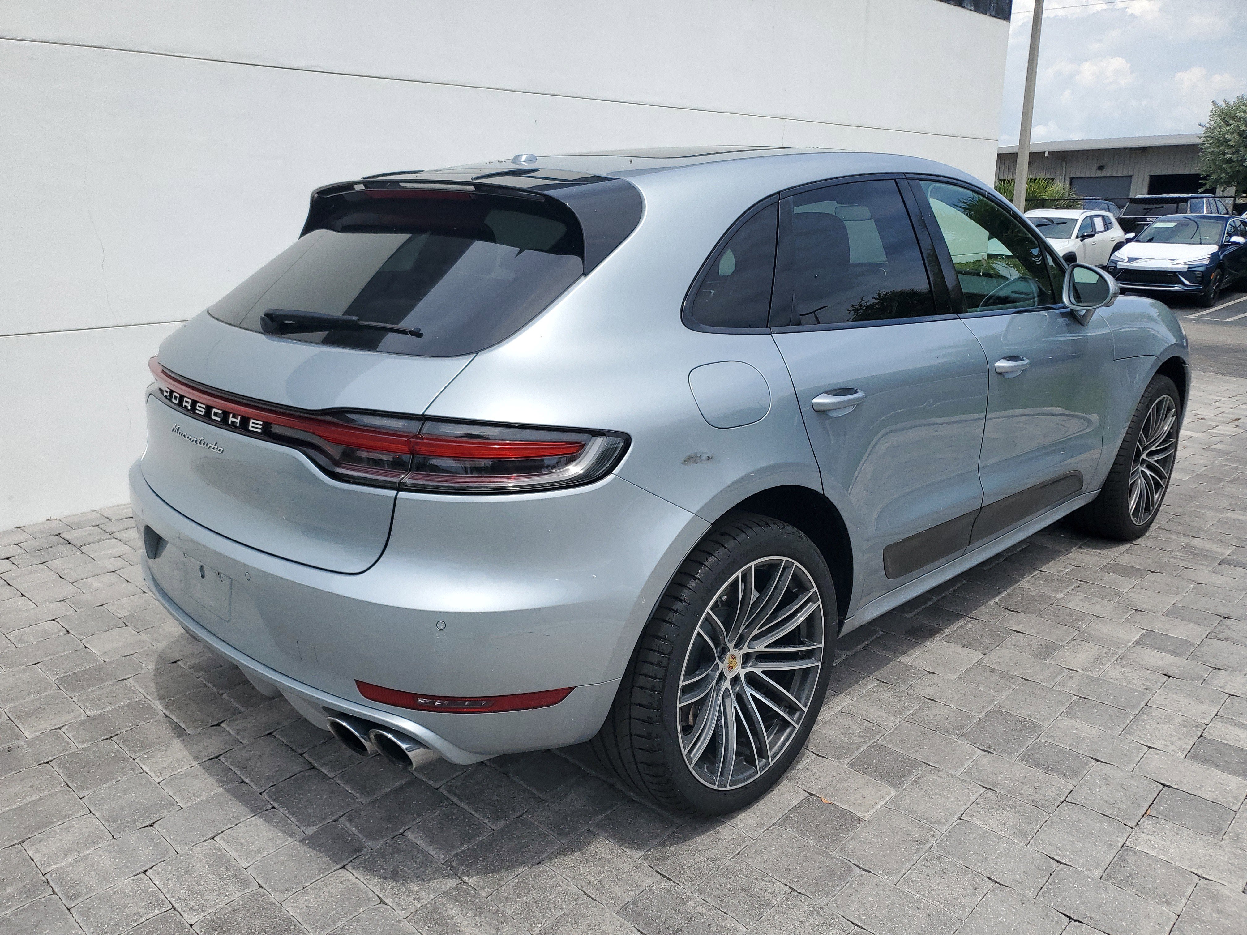 Used 2020 Porsche Macan Turbo AWD/4WD image 6