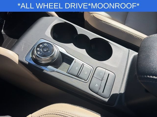 Used 2022 Ford Escape SEL w/ Technology Package AWD/4WD image 27