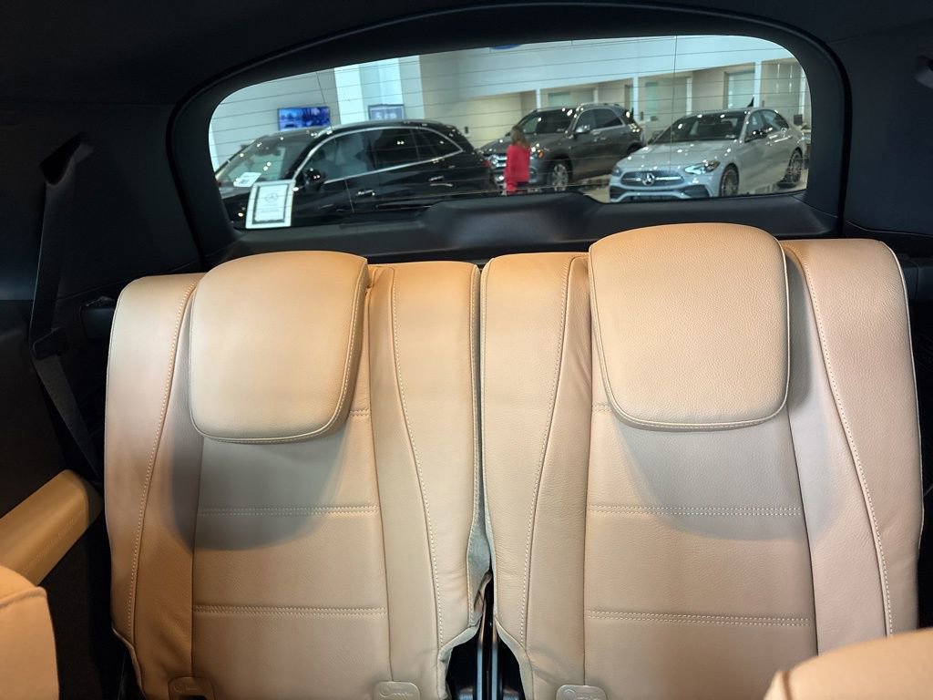 New 2026 Mercedes-Benz GLS 450 4MATIC image 10
