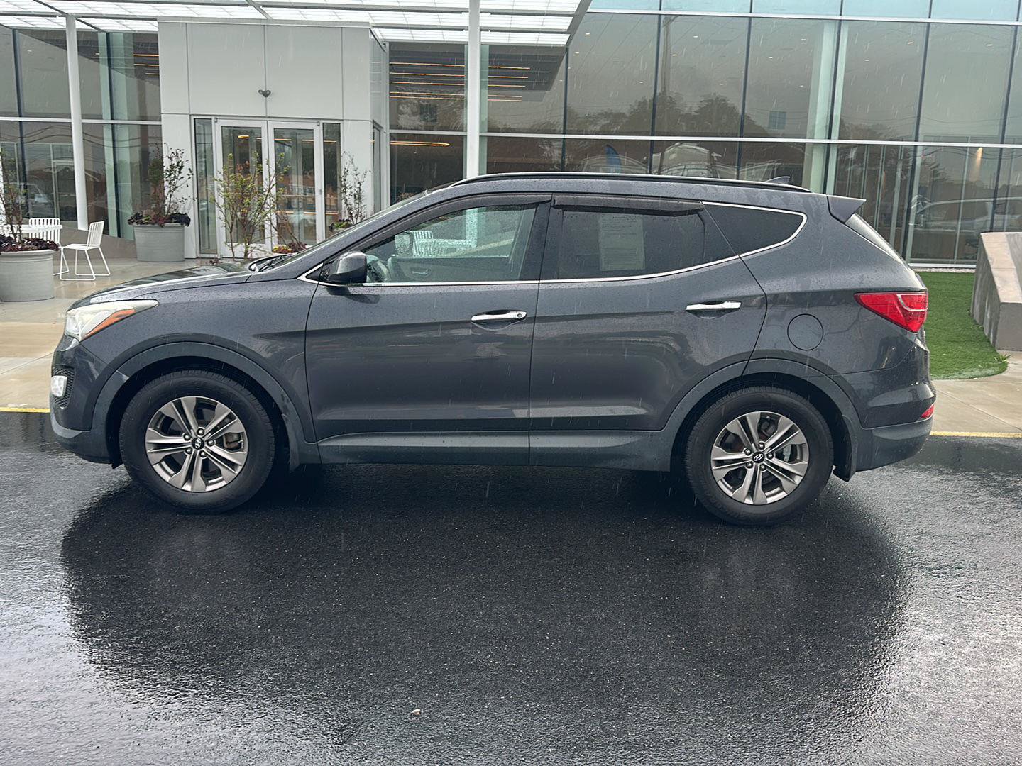 Used 2016 Hyundai Santa Fe Sport w/ Option Group 02 FWD image 8