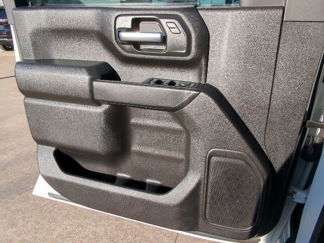 Used 2022 Chevrolet Silverado 2500 Custom w/ Custom Convenience Package image 12