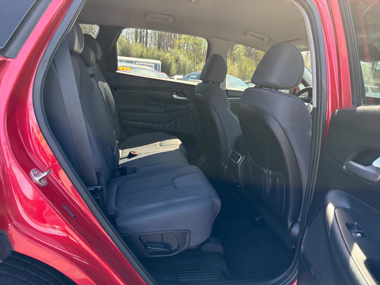 Used 2021 Hyundai Santa Fe SEL w/ Cargo Package image 28