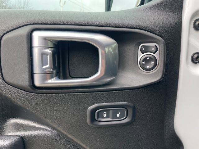 Used 2024 Jeep Gladiator Sport image 10