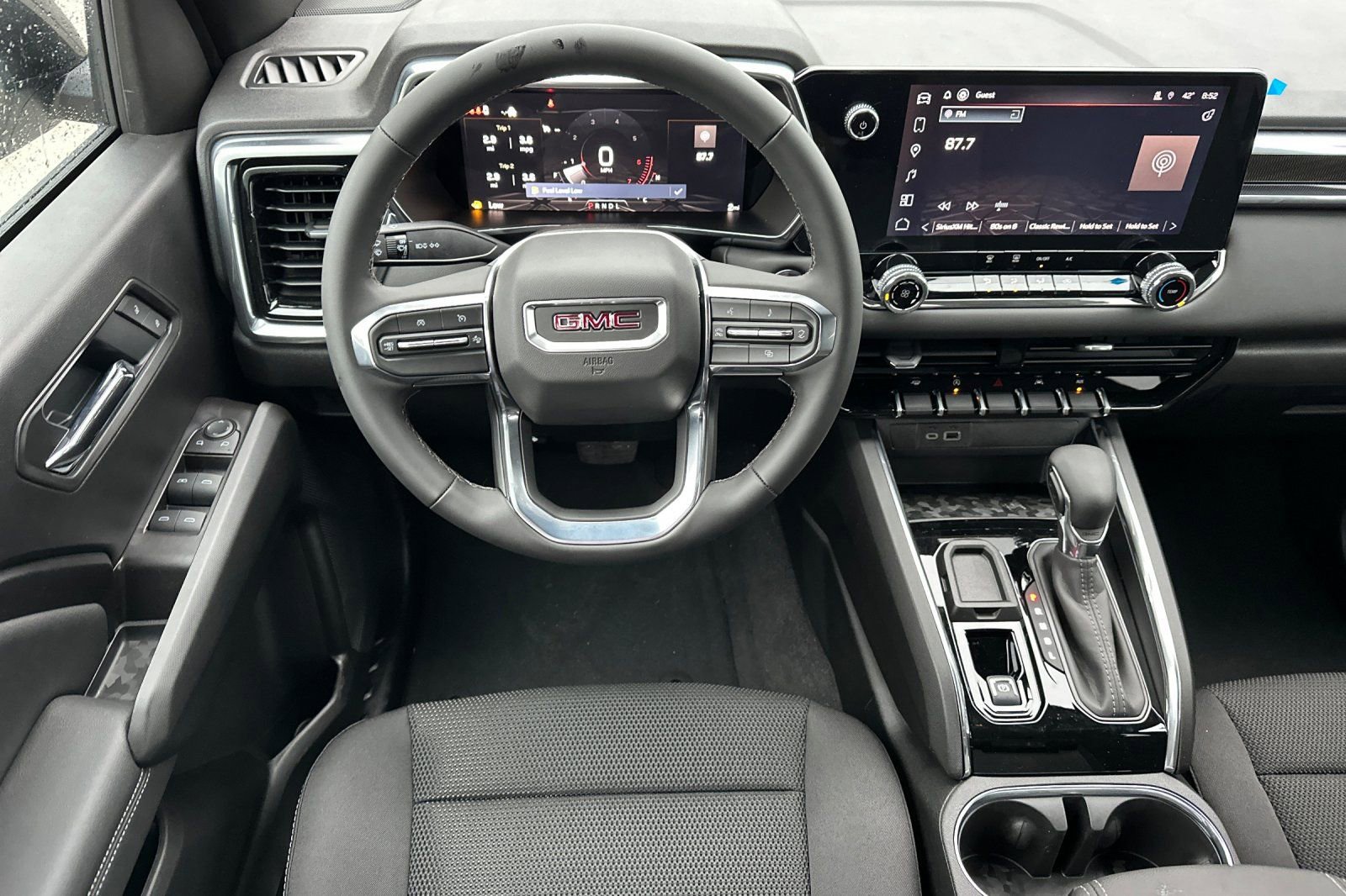 New 2026 GMC Canyon Elevation image 15