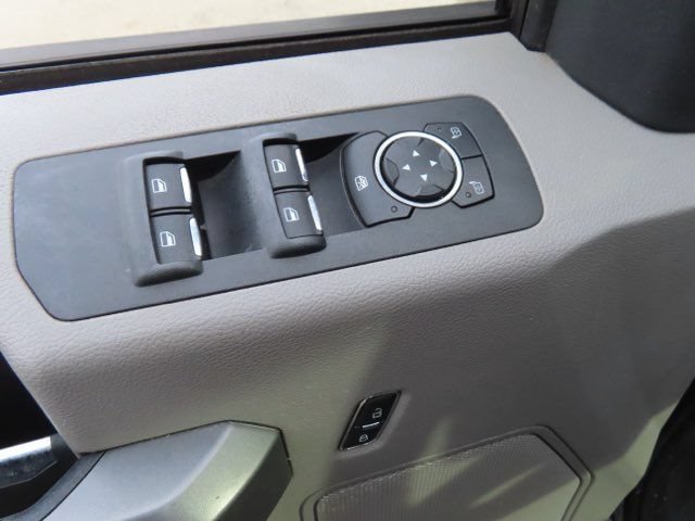 Used 2016 Ford F150 XLT w/ Equipment Group 302A Luxury AWD/4WD image 17