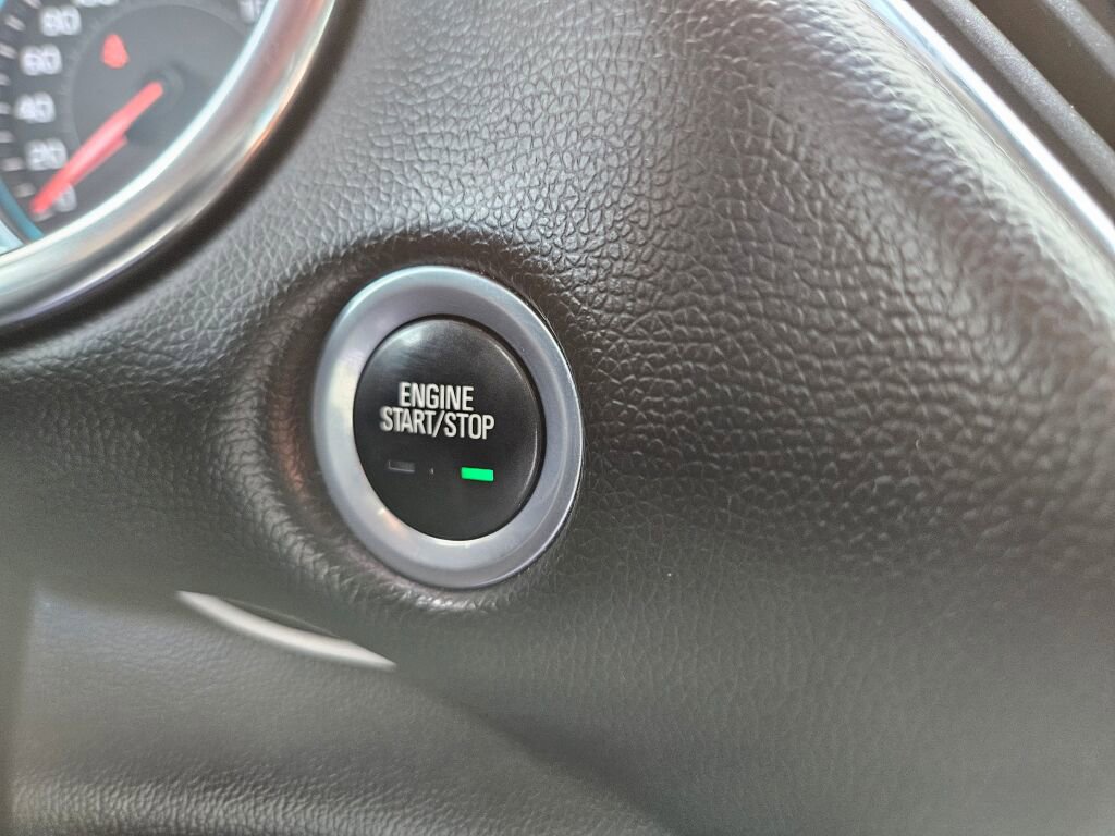 Used 2018 Chevrolet Malibu Premier image 8