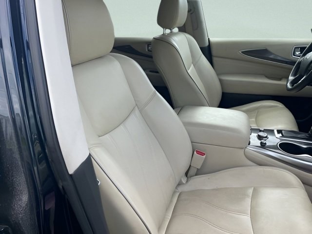 Used 2019 INFINITI QX60 Luxe w/ Essential Package image 8