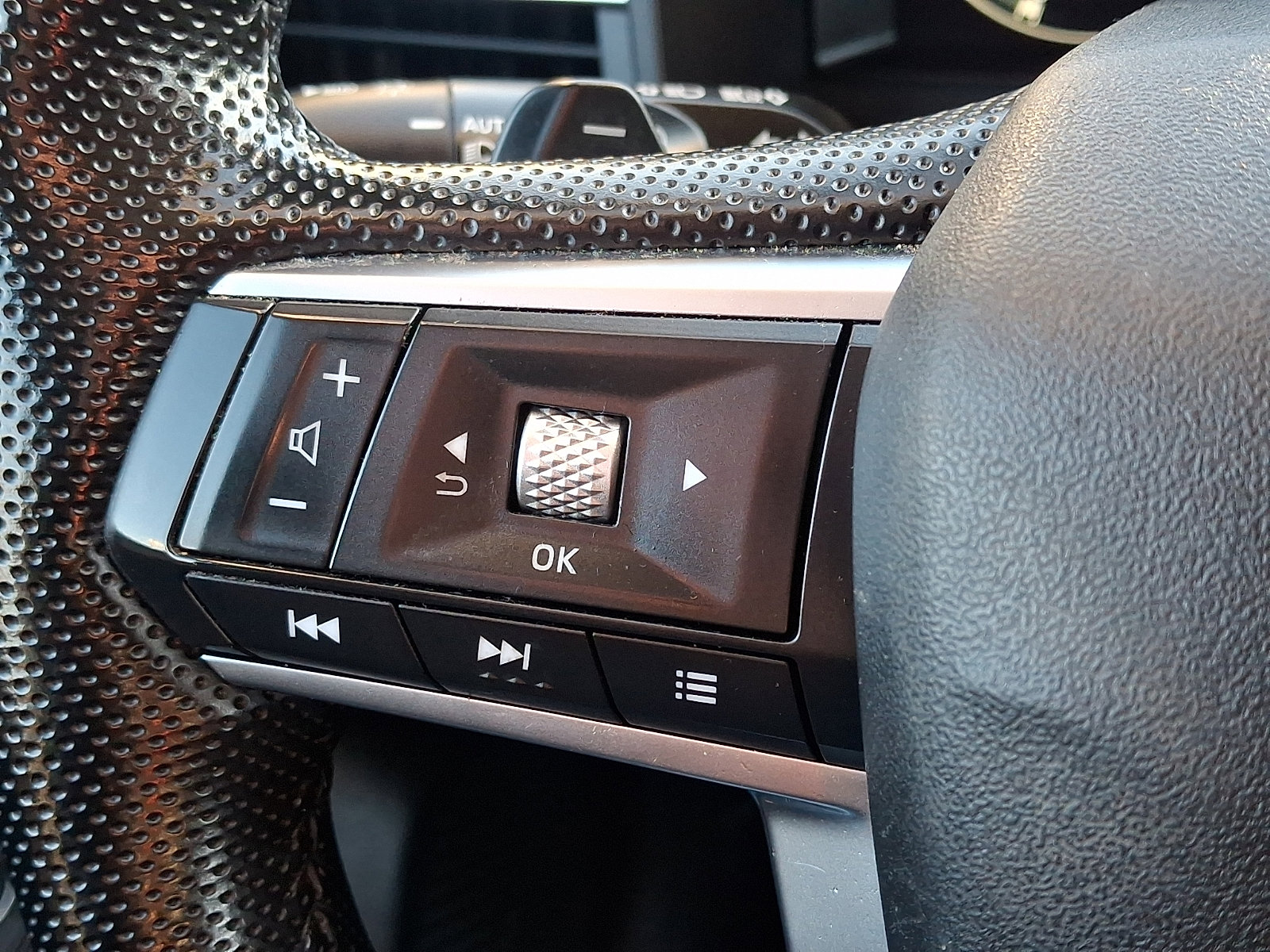 Used 2023 Mitsubishi Outlander SEL 40th Anniversary image 22