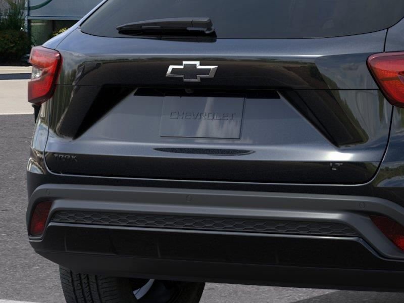 New 2026 Chevrolet Trax LT w/ Sunroof Package FWD image 14