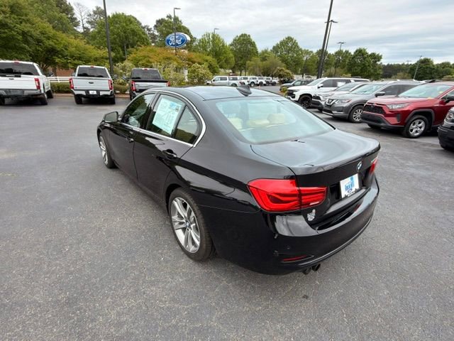 Used 2017 BMW 330i Sedan RWD image 13