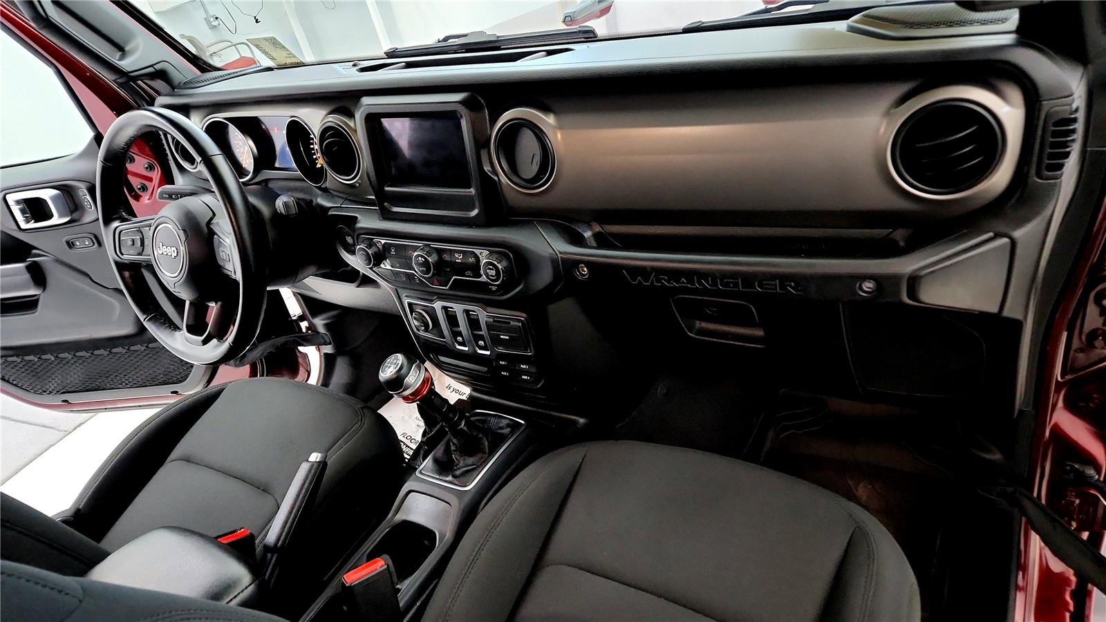 Used 2021 Jeep Wrangler Sport image 13