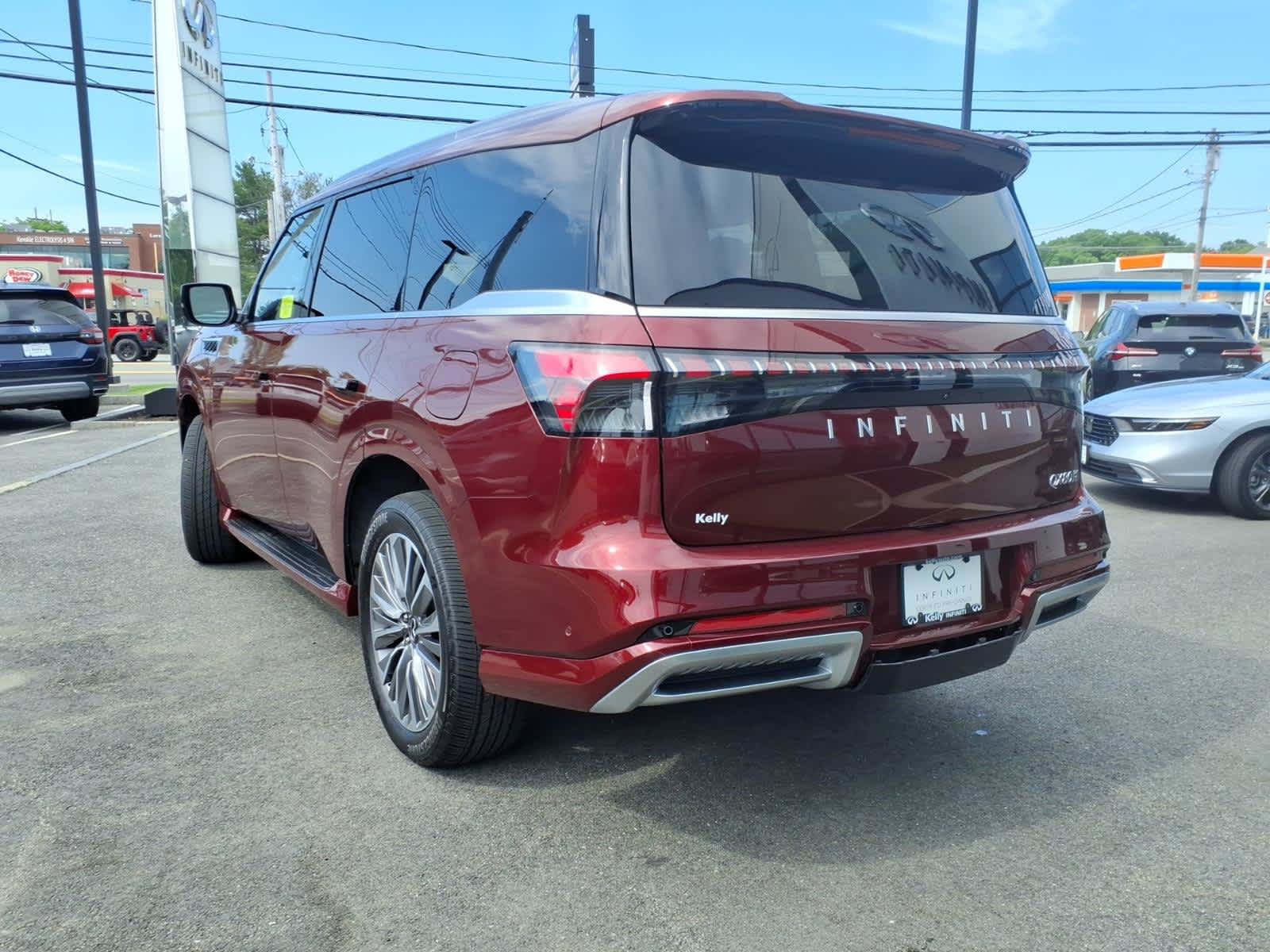 Certified 2025 INFINITI QX80 Sensory AWD/4WD image 7