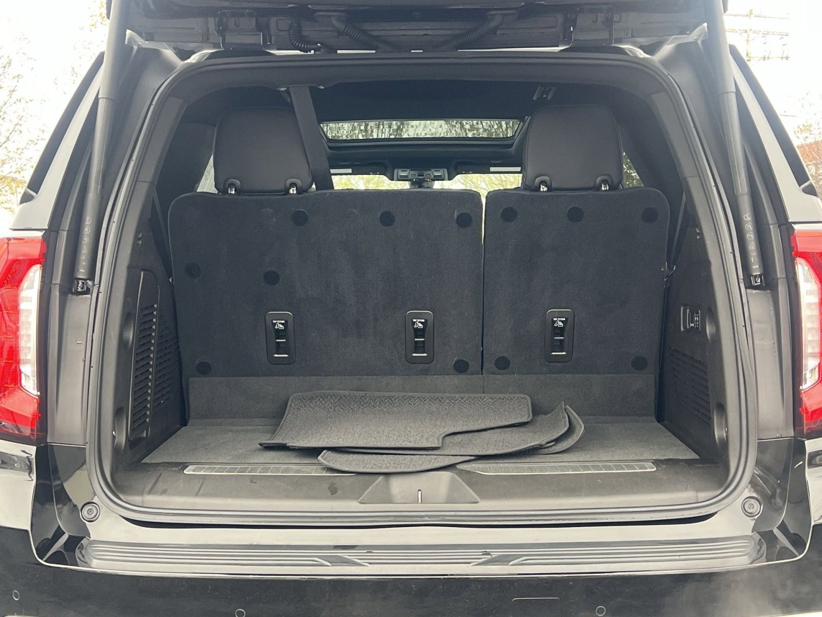 Used 2021 GMC Yukon Denali image 25